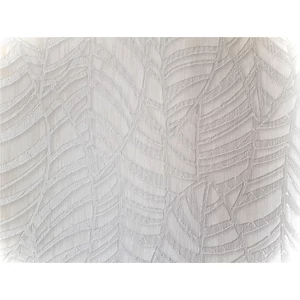Modern, fehér, strukturált felületű, levélmintás tapéta Modern, fehér, strukturált felületű, levélmintás tapéta